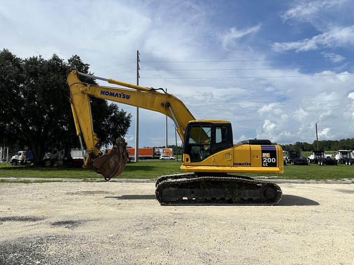 Used 2004 Komatu PC200LC-7 Excavator
