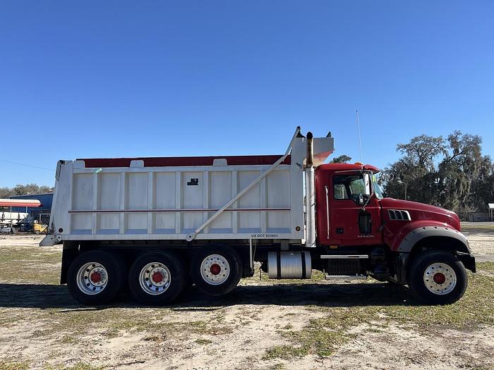 Used 2009 Mack GU713 Tri-Axle Dump Truck