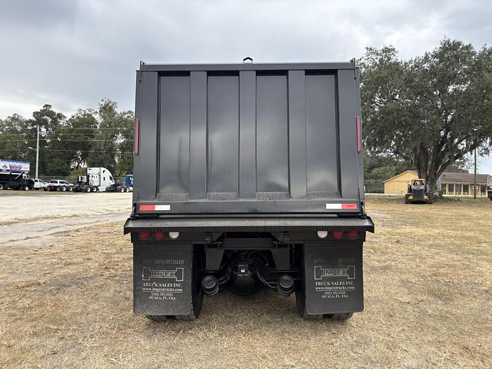 Used 2007 Kenworth W900 Tri-Axle Dump Truck