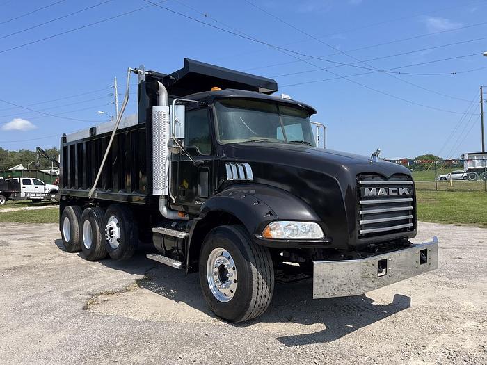 Used 2009 Mack GU813 Tri-Axle Dump Truck #5673