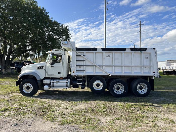 Used 2009 Mack GU713 Tri-Axle Dump Truck
