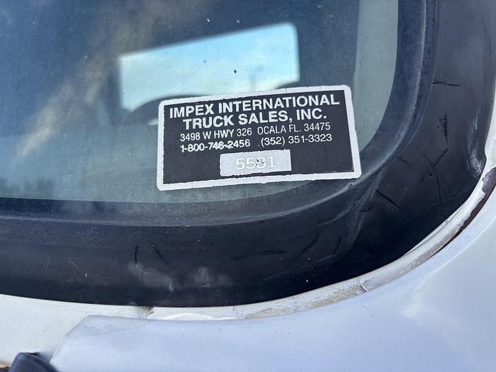 Used 2009 Volvo VNL Tandem-Axle Cab & Chassis #5581