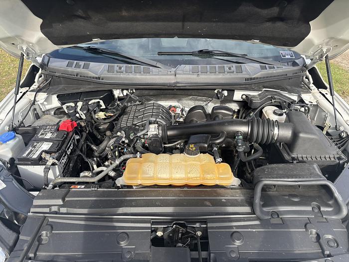 Used 2015 Ford F-350 Super-Duty Flatbed Dump