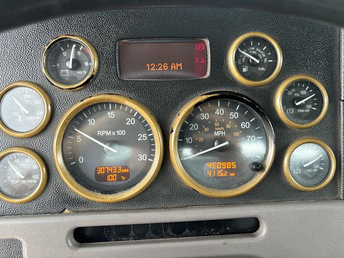 Used 2013 Peterbilt 365 Tandem-Axle Roll-Off Truck