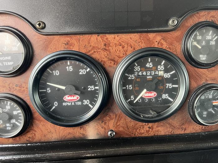 Used 2005 Peterbilt 357 Tri-Axle Dump Truck #5627