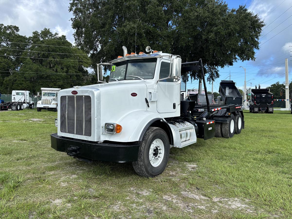 Used 2013 Peterbilt 365 Tandem-Axle Roll-Off Truck #5784