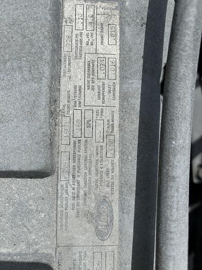 Used 2000 Mack RD688 Tandem-Axle Roll-Off Truck #5689