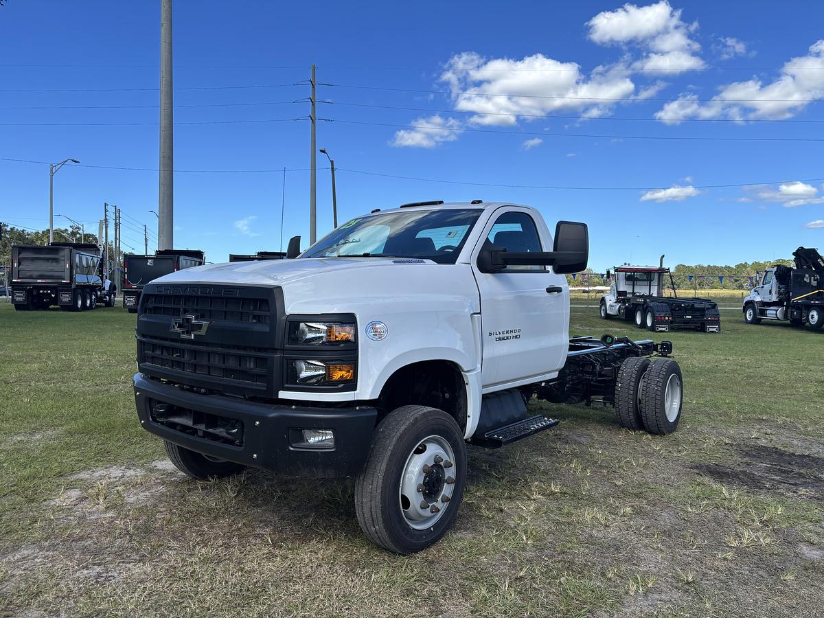 Used 2023 Chevrolet Silverado 5500 Cab & Chassis #5781