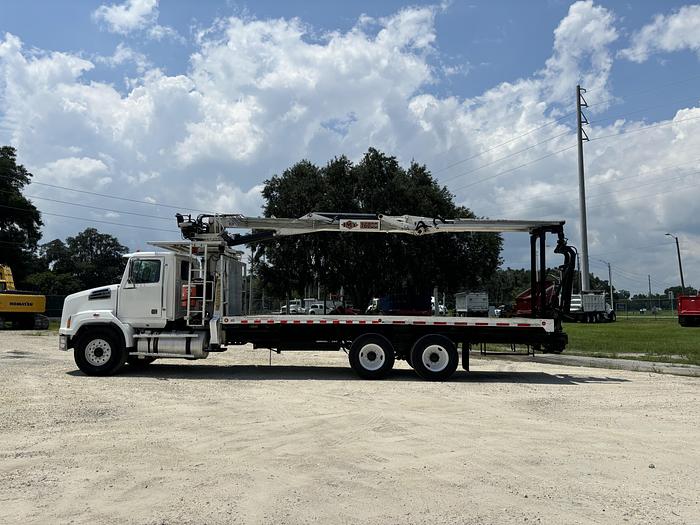 Used 2014 Western Star 4700 with IMF 16000 Drywall Boom Truck