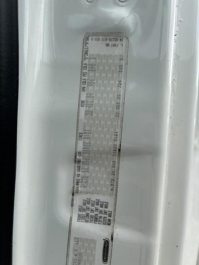 Used 2014 Freightliner Cascadia 125 Evolution Sleeper Truck (CONSIGNMENT)