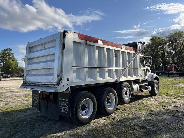 Used 2009 Mack GU713 Tri-Axle Dump Truck