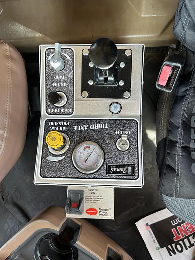 Used 2009 Mack GU813 Tri-Axle Dump Truck #5627