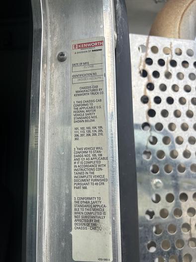 Used 2008 Kenworth T800 Tri-Axle Dump Truck