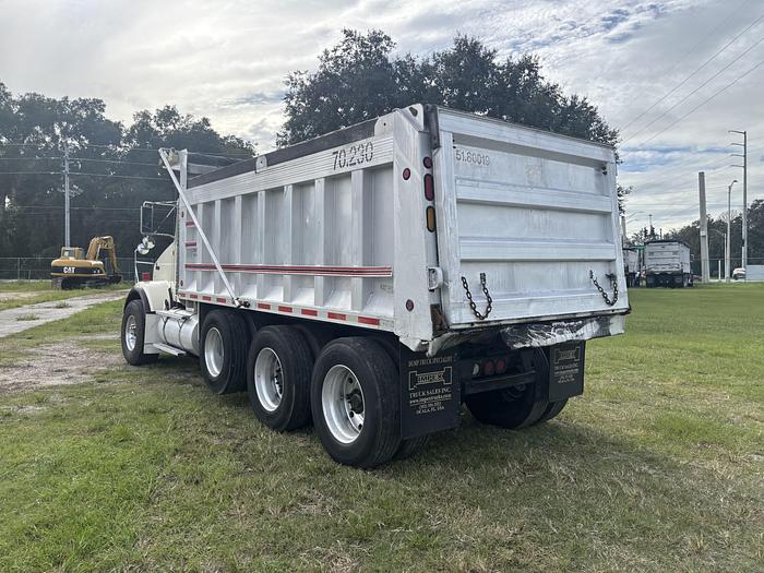 Used 2008 Kenworth T800 Tri-Axle Dump Truck