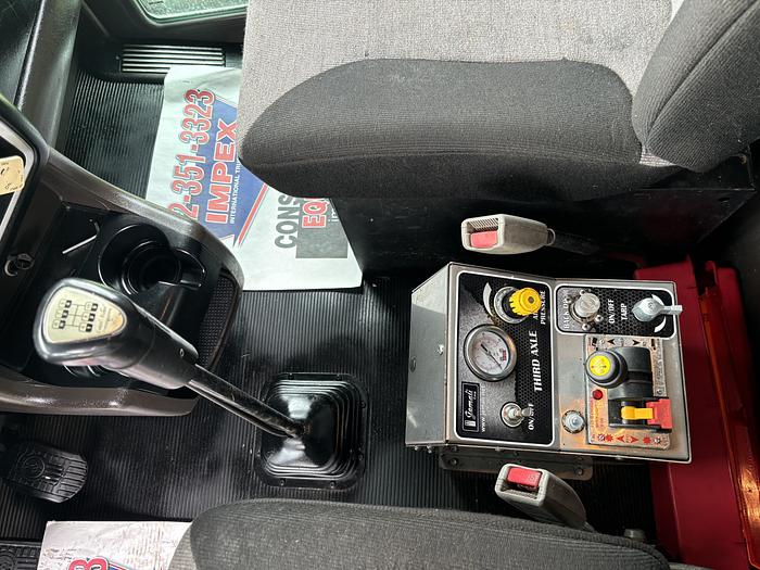 Used 2013 Kenworth T800 Tri-Axle Dump Truck