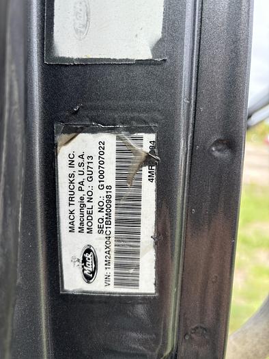 Used 2011 Mack CT713 Tandem-Axle Roll-Off Truck