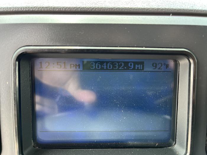 Used 2013 Mack Pinnacle CXU613 Day Cab Road Tractor