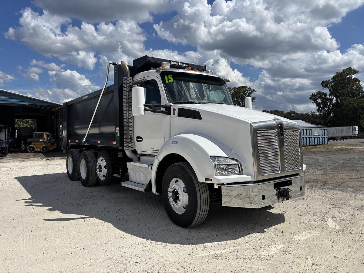 Used 2015 Kenworth T880 Tri-Axle Dump Truck #5782