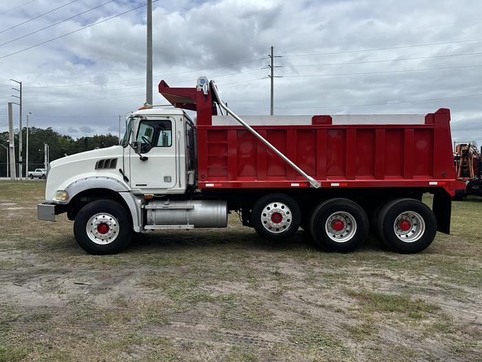 Used 2007 Mack CT713 Tri-Axle Dump Truck