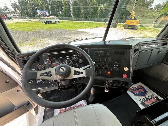 Used 2011 Mack CT713 Tandem-Axle Roll-Off Truck