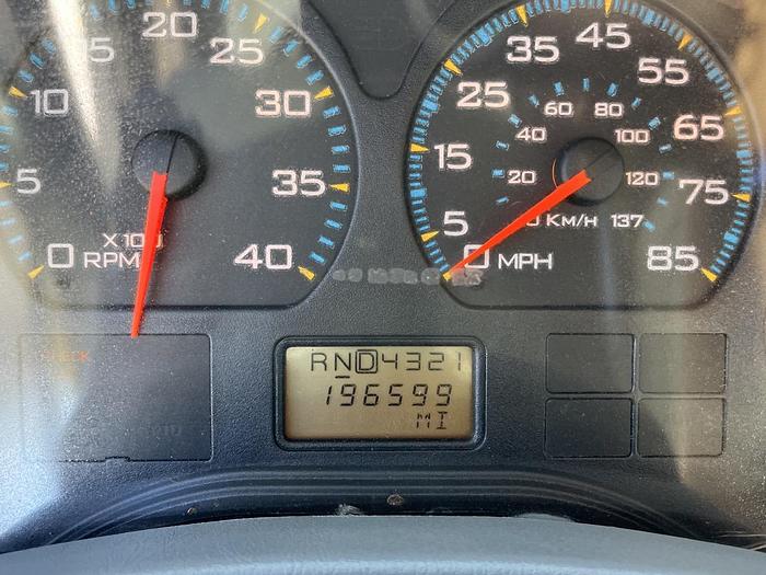 Used 2005 International Durastar 4300 Single-Axle Grapple Truck