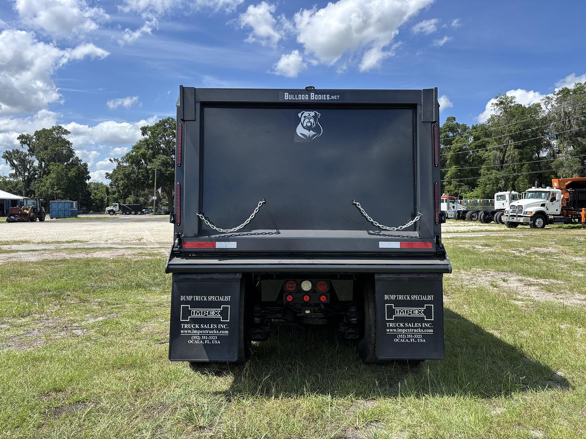Used 2013 Kenworth T800 Tri-Axle Dump Truck