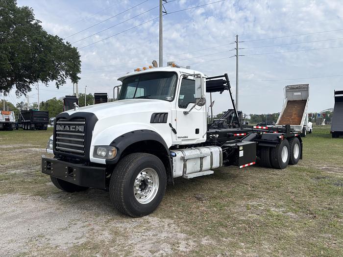 Used 2013 Mack GU713 Tandem-Axle Roll-Off Truck