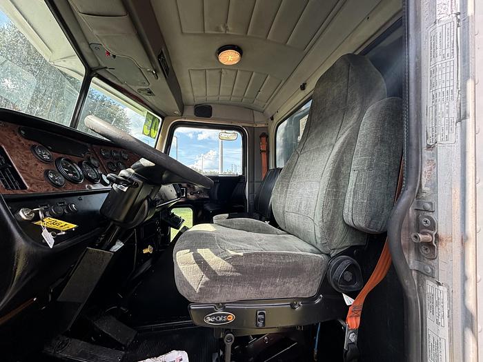 Used 2005 Peterbilt 357 Tri-Axle Dump Truck