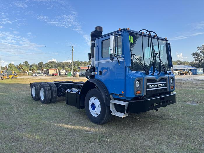 Used 2018 Mack MRU613