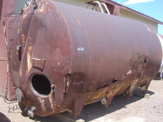 Usado 5000 GALLON STORAGE TANK. CB