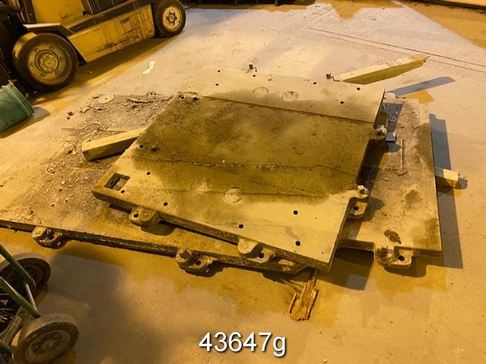 Used Black Clawson Roll Splitter, 78" Blade Width #43647