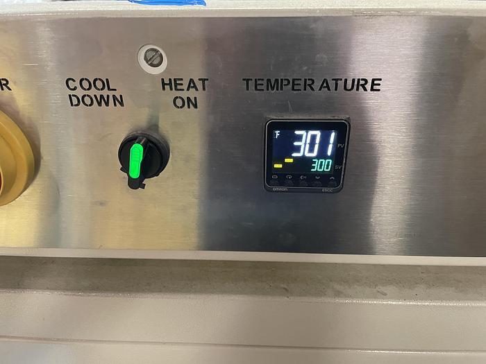 Used Felins Shrinktech L-Sealer with conveyors