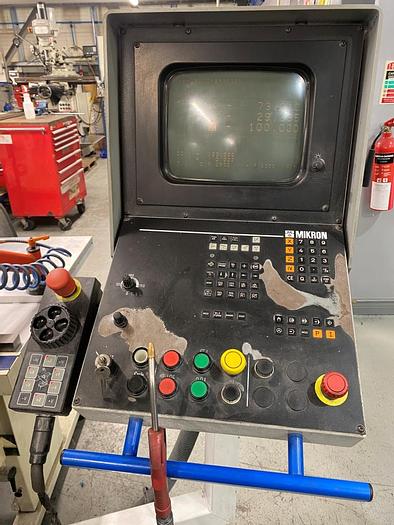 Used 1994 Mikron UME 560 3 Axis Machine CNC Milling Machine