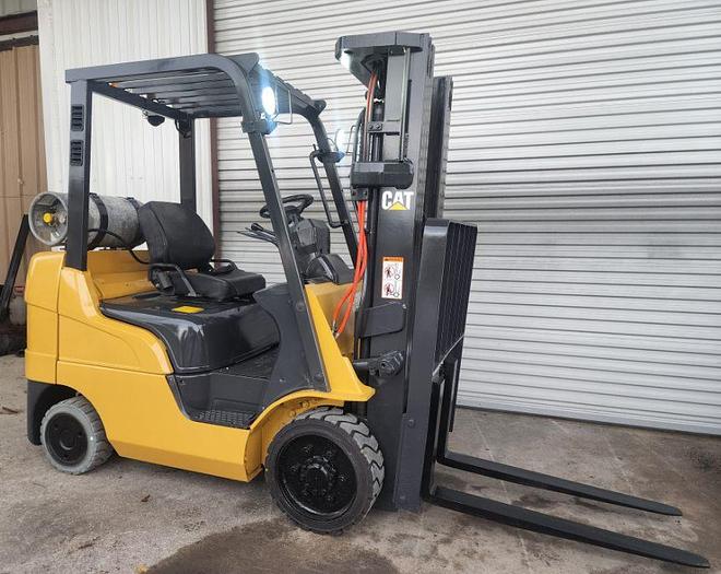 Refurbished 2009 Caterpillar C5000