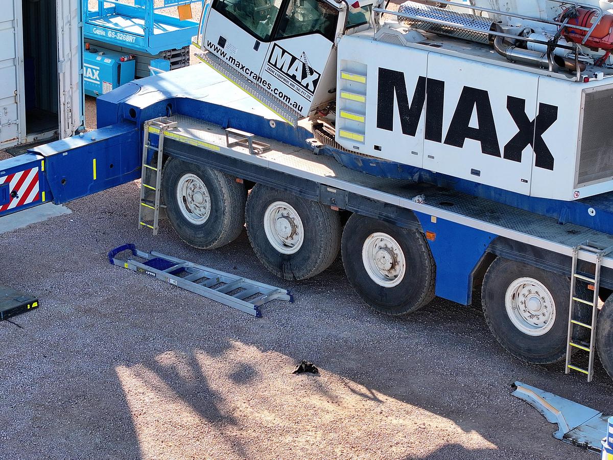 Used 2007 Liebherr LTM 1400-7.1