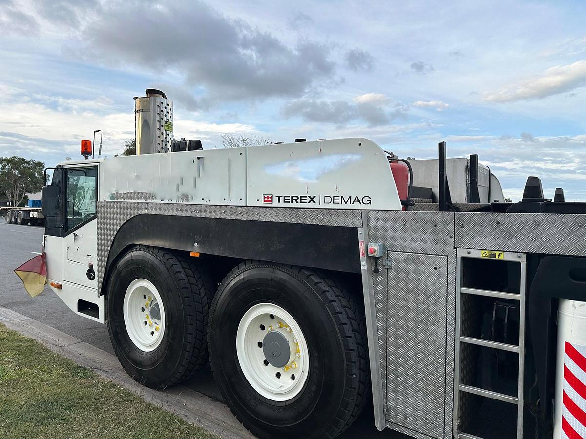 Used 2006 Demag AC 350-1