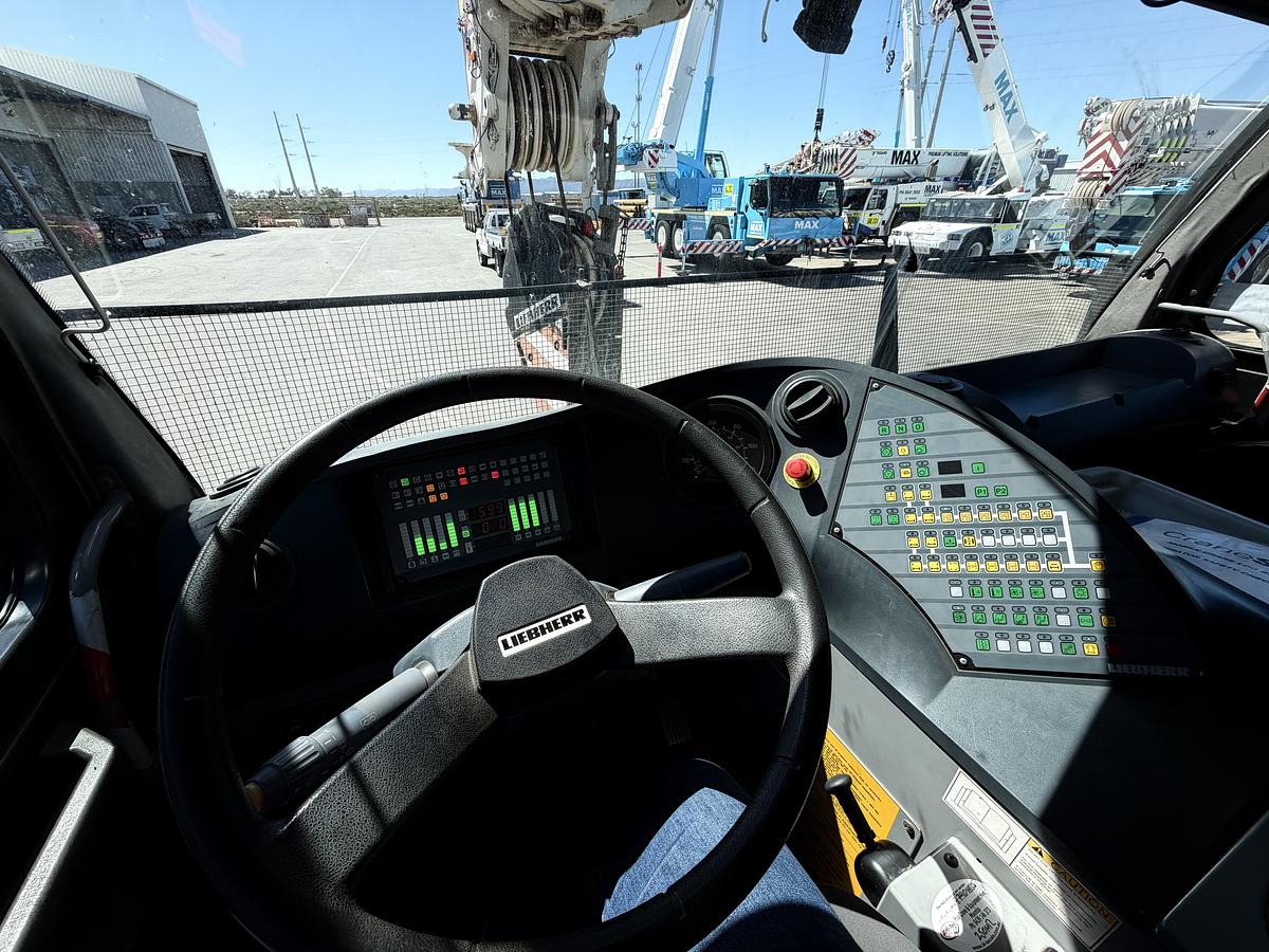 Used 2011 Liebherr LTM 1130-5.1