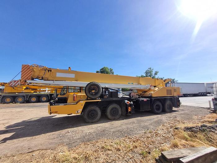 Used Kato -NK 300 E V