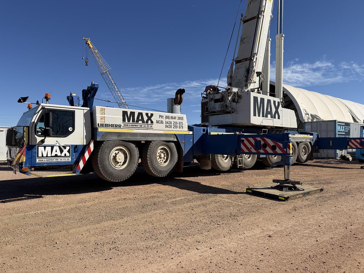 Used 2007 Liebherr LTM 1400-7.1