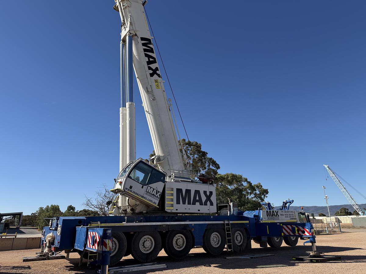 Used 2007 Liebherr LTM 1400-7.1