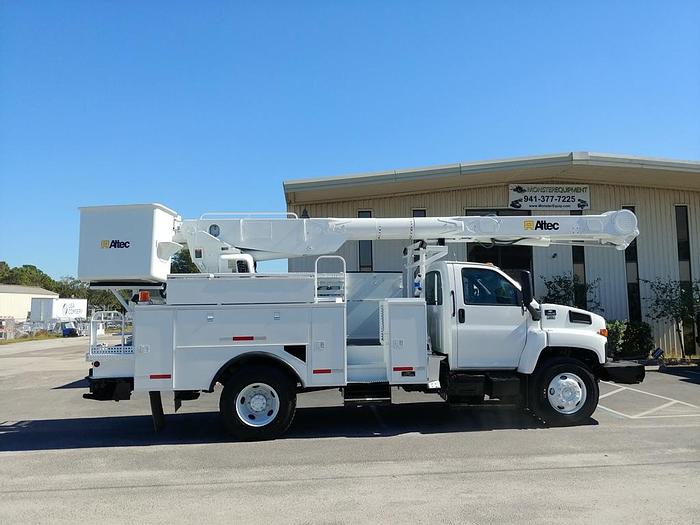 Used Altec AM855 60ft Over-center Bucket Boom on 2009 Chevrolet C8500 Utility Truck - 09489