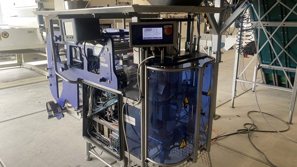 Used Jasa 250 compact vertical bagging machine