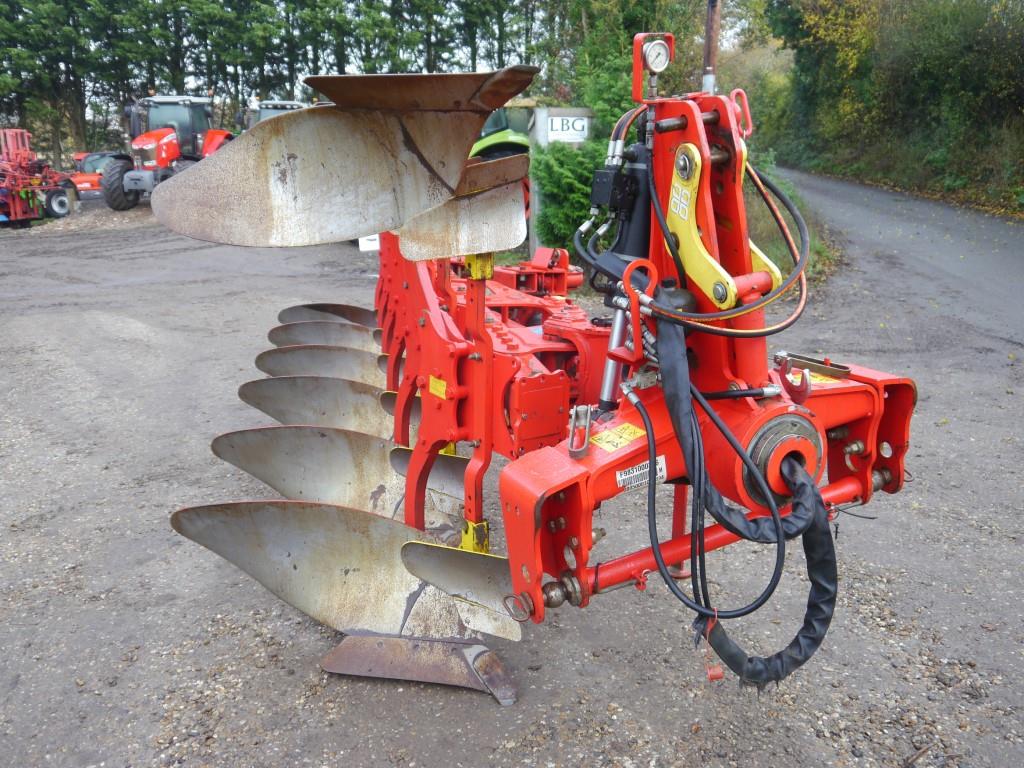 Used Pottinger Servo 45S Plough