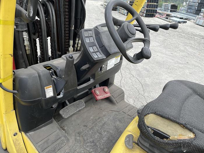 Used 8,000 POUND HYSTER MODEL S80FTBCS MFG. 2013 173" RAISED MAST WITH FORKS