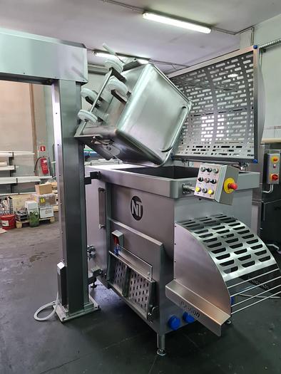 Niro-Tech RX-600 paddle mixer with lifter