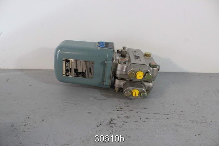 Unused Foxboro 13A-MS2 Differential Pressure Transmitter #30610