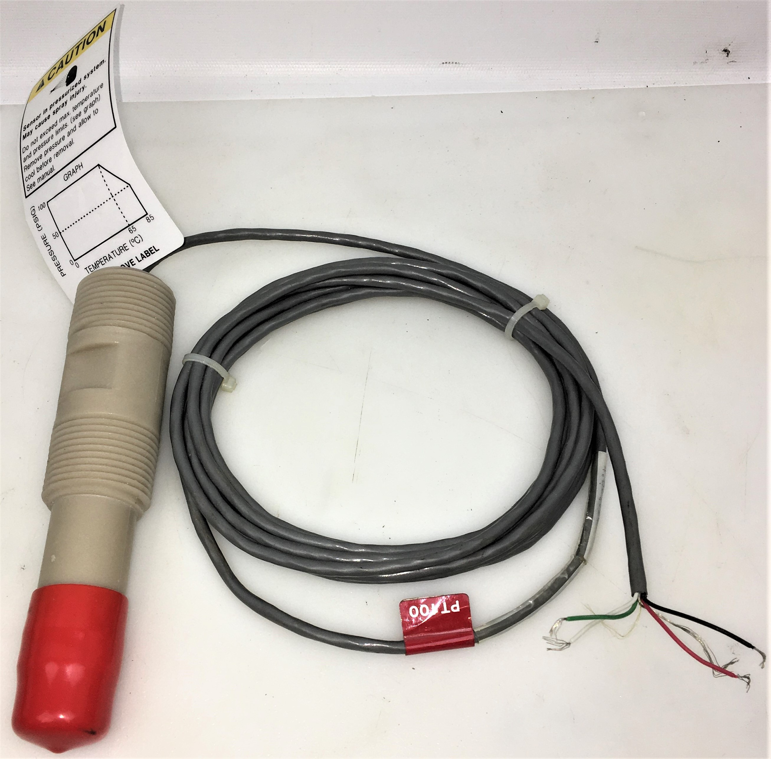 New Open Box Signet MK811A-3 Conductivity Controller with Sensor