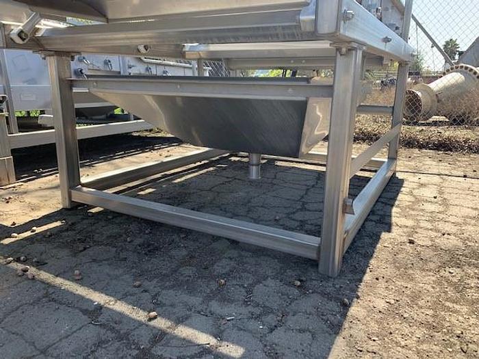 Used Commercial De Watering Shaker 54'' wide x 10' long