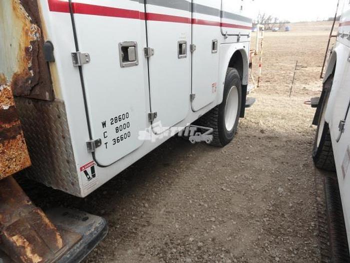 Used 2000 GMC T7500