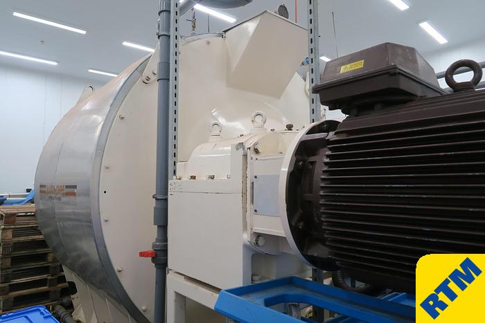 Used Universal Refiner Conche